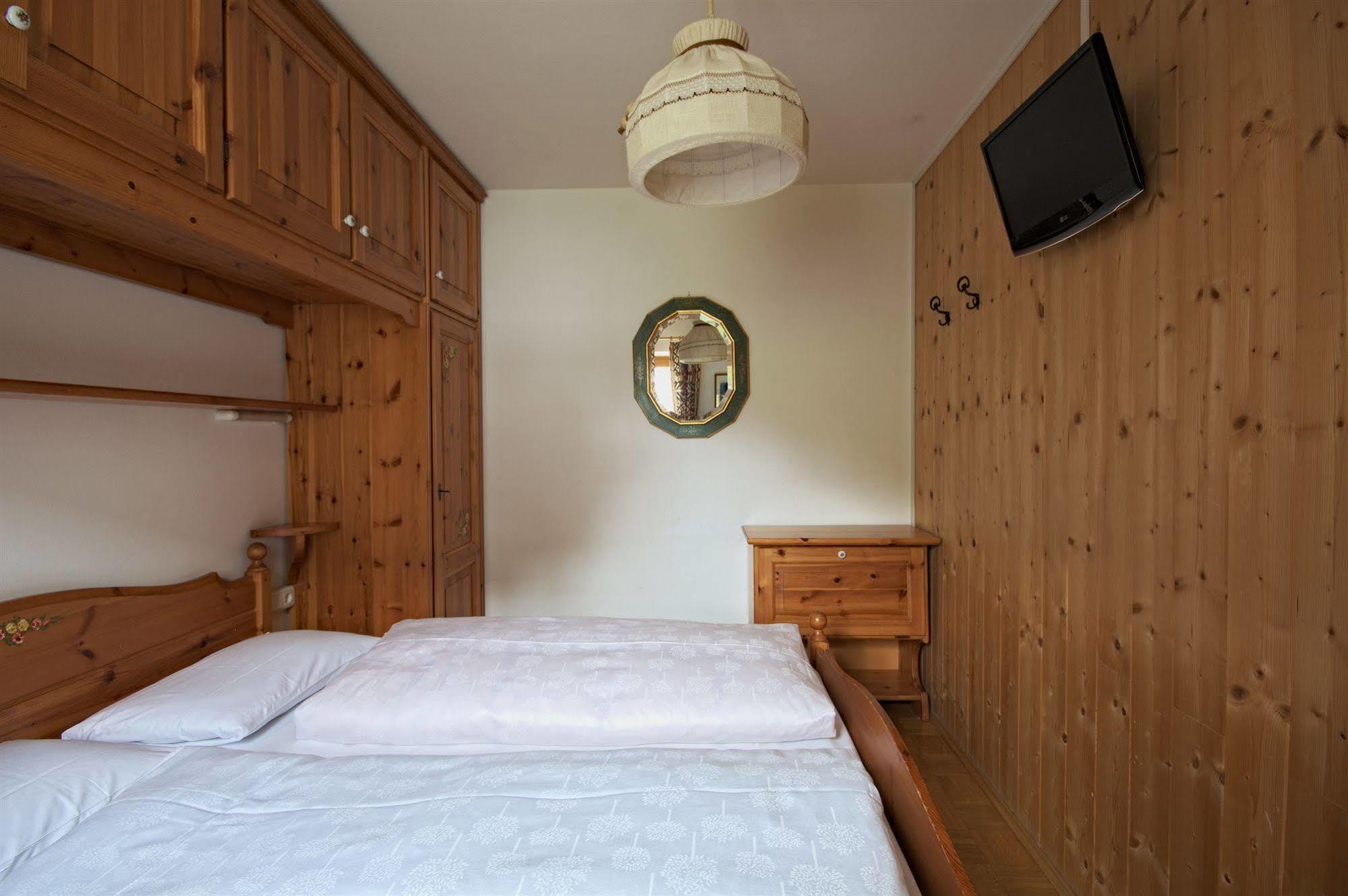 Bachlaufen Haus Aparthotel Sexten Bagian luar foto